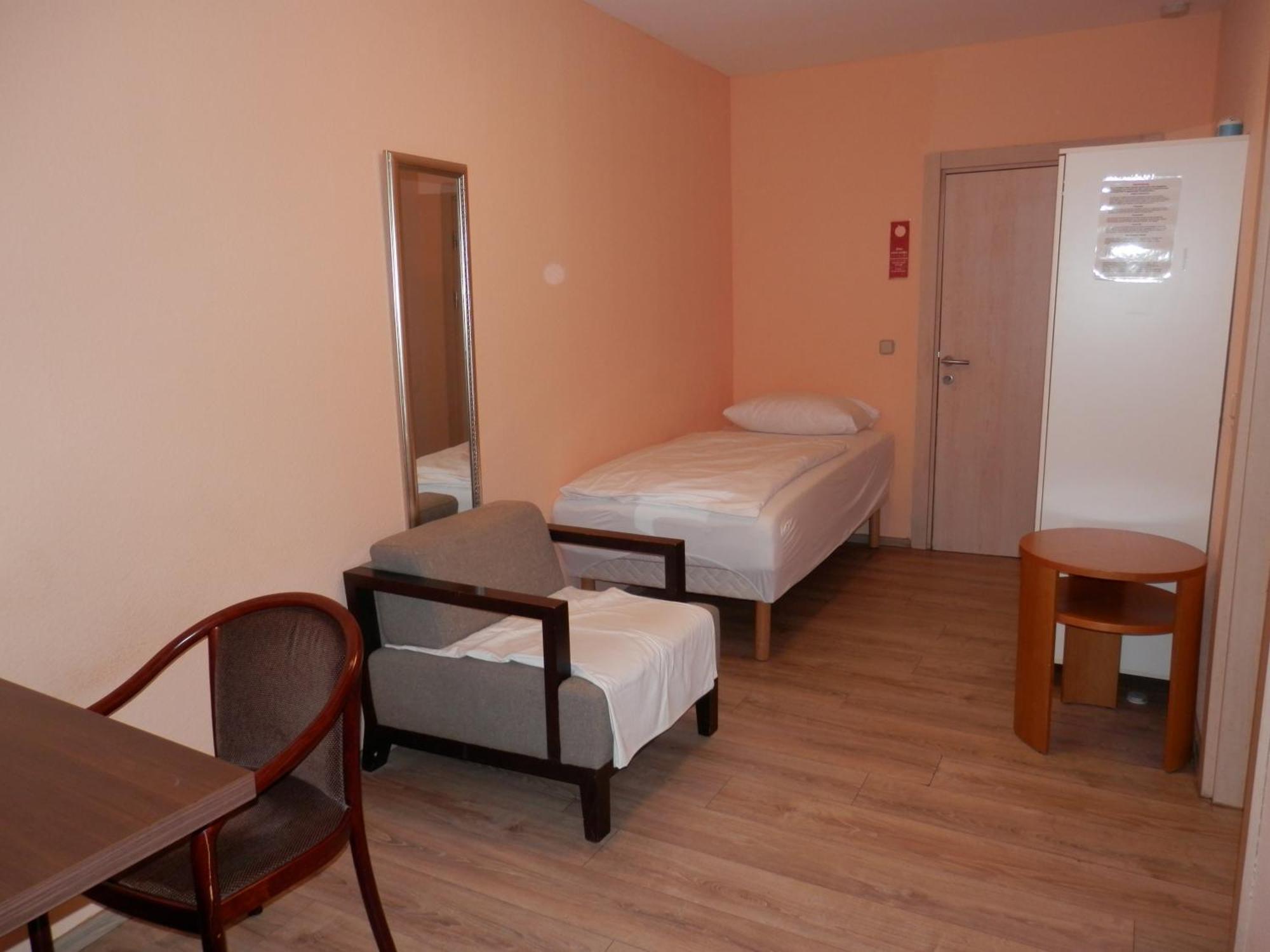 Relax Hotel-Ludwigshafen Экстерьер фото