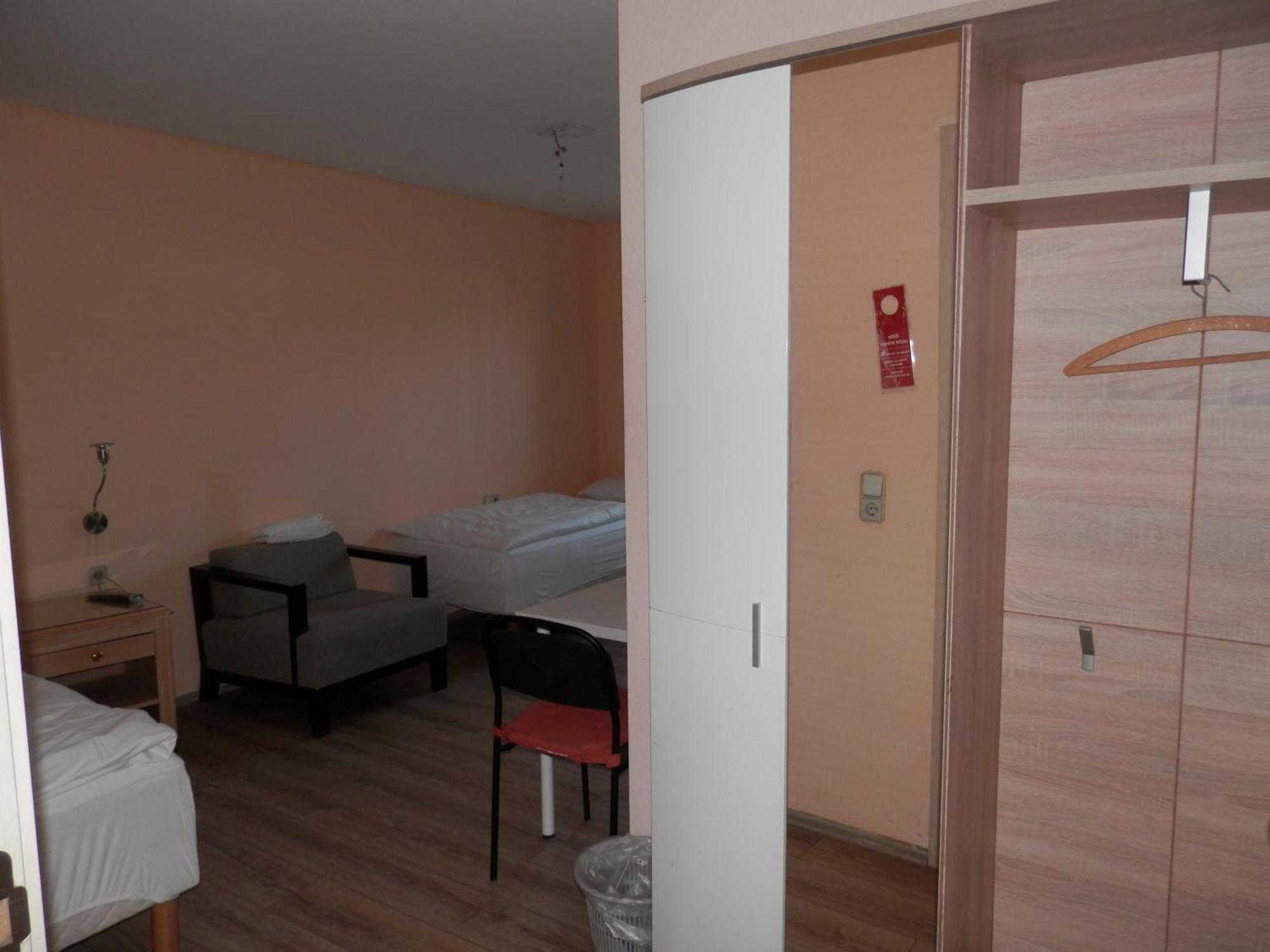 Relax Hotel-Ludwigshafen Экстерьер фото