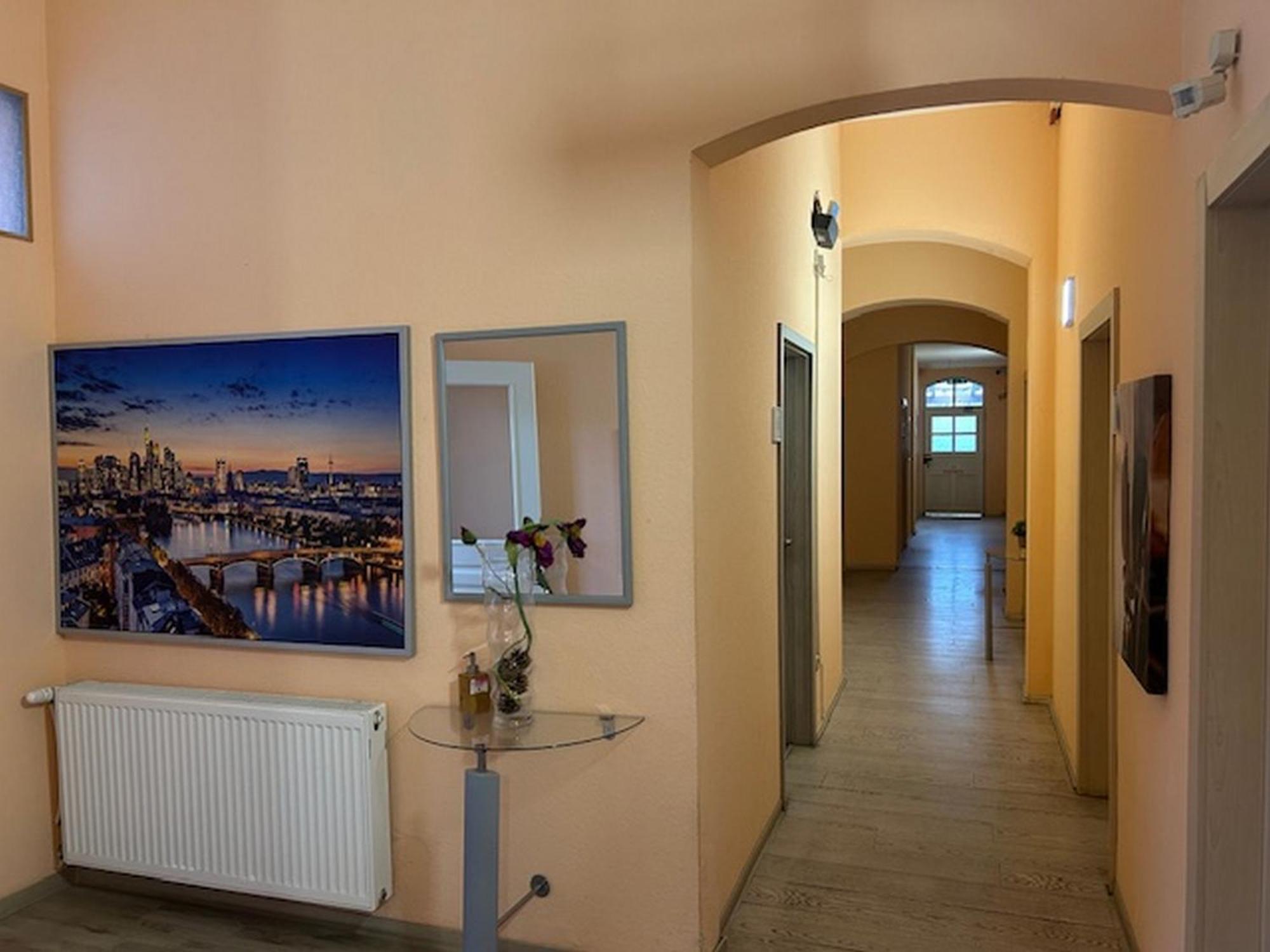 Relax Hotel-Ludwigshafen Экстерьер фото